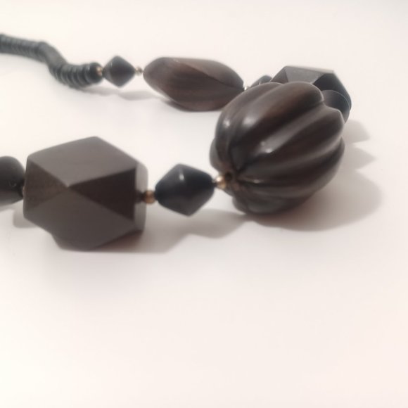 Vintage 1980s Geometric Dark Brown Wooden Bead Necklace and Earrings Set - Picture 2 of 4